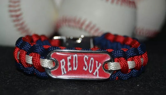Boston Red Sox Paracord Bracelet w/ MLB Dog Tag and Metal Buckle AWESOME!