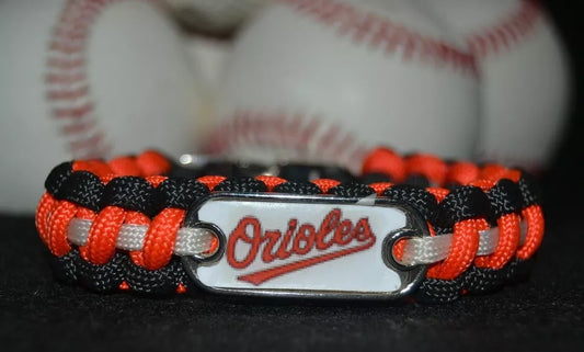 Baltimore Orioles Paracord Bracelet w/ MLB Dog Tag and Metal Buckle. AWESOME!!!